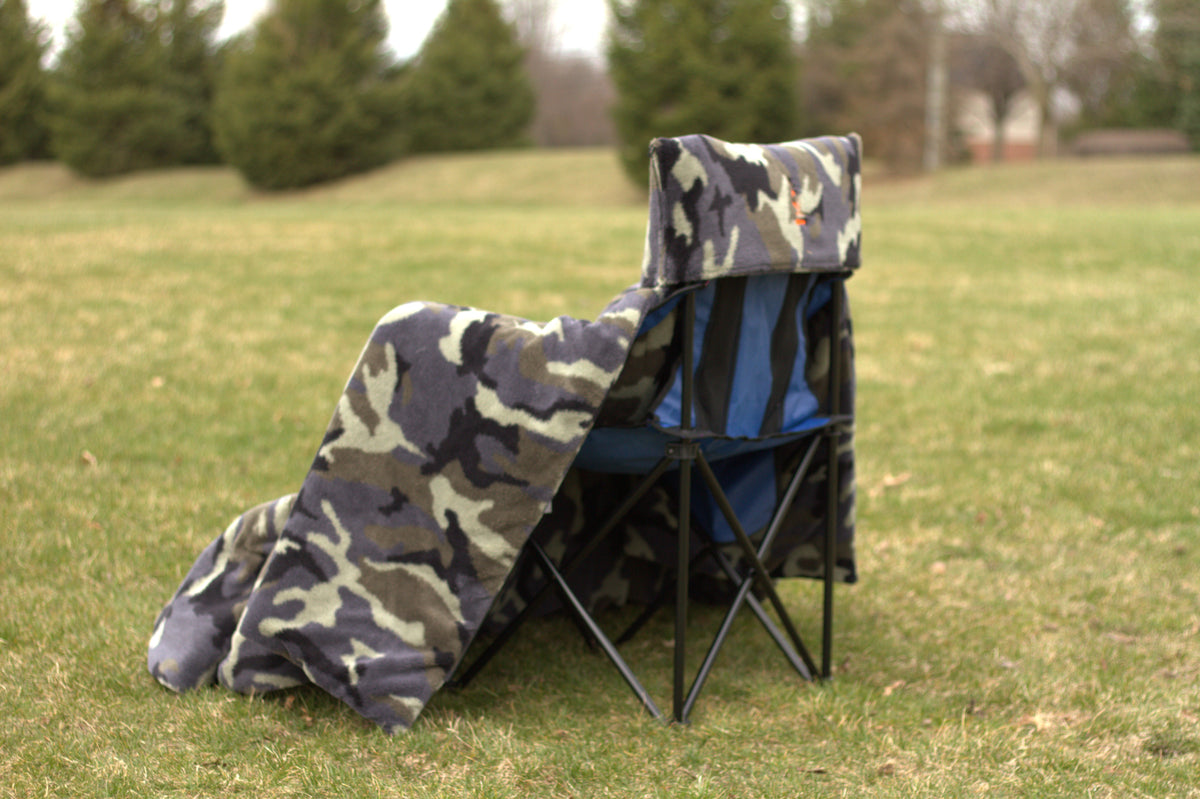 Camo Double Faux Fur Stadium blanket