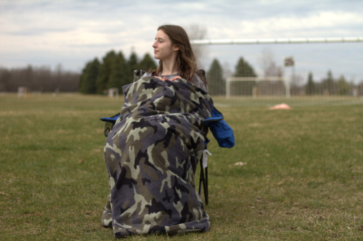 Camo Double Faux Fur Stadium blanket
